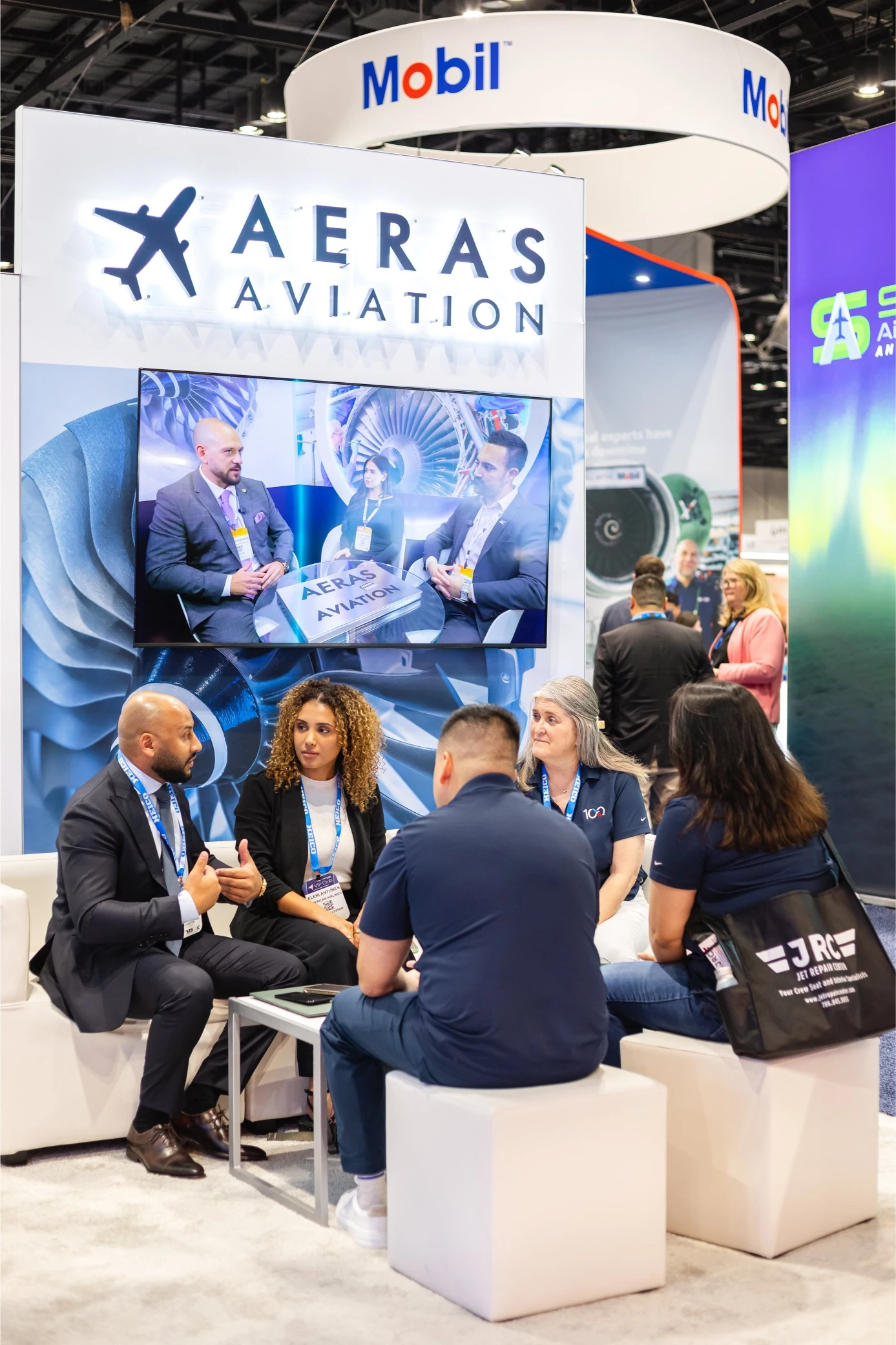 Aeras Aviation booth interaction at MRO Americas