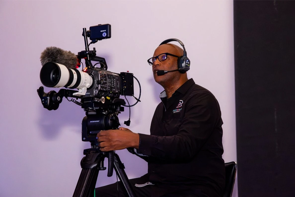 Bonomotion livestream BTS